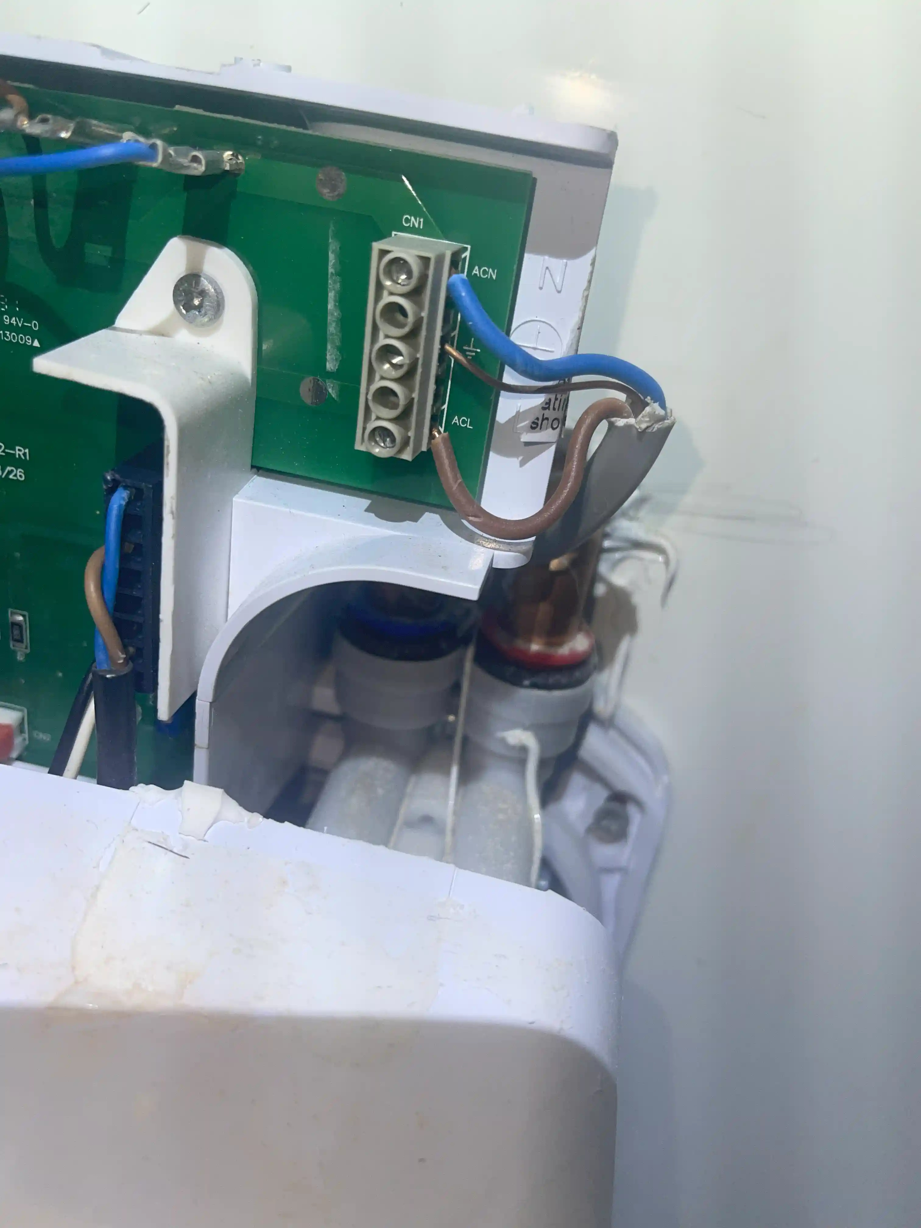 24 Hours Emergency Electrician near Ruislip
